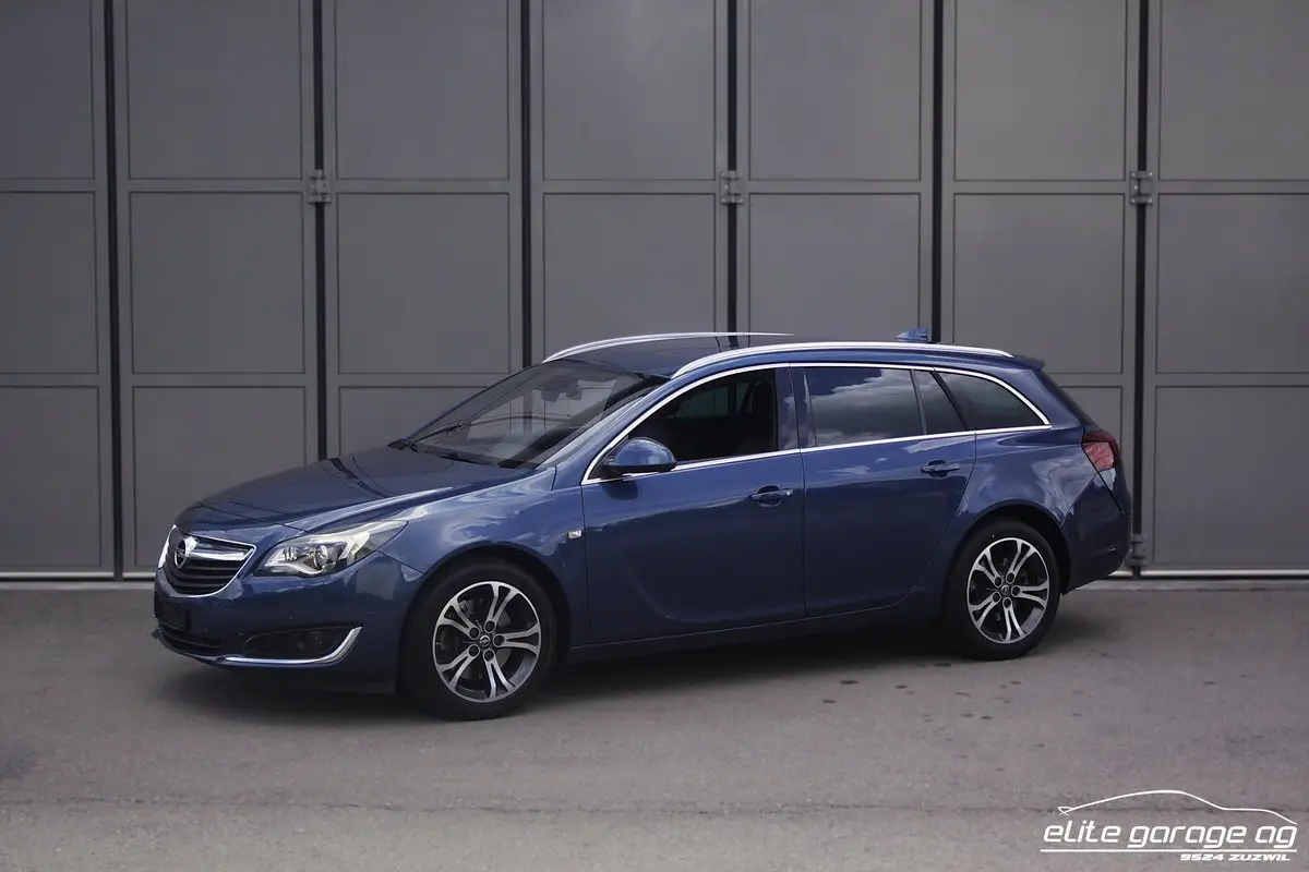 OPEL Insignia ST 2.0 Turbo Cosmo 4WD Aut.