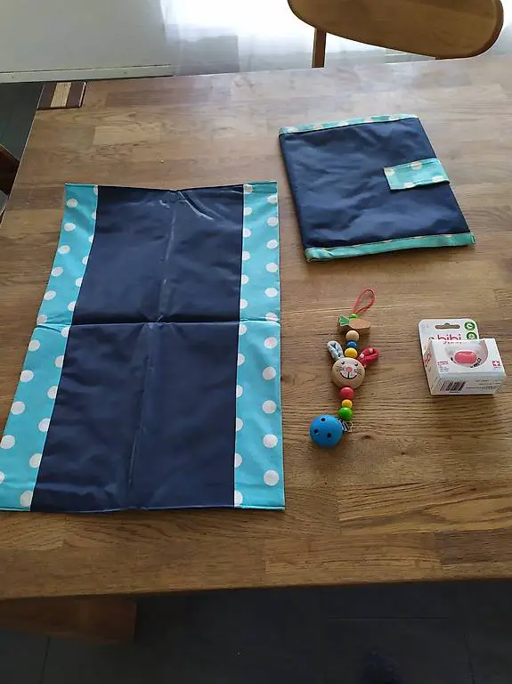 Verkaufe verschiedene Babysachen