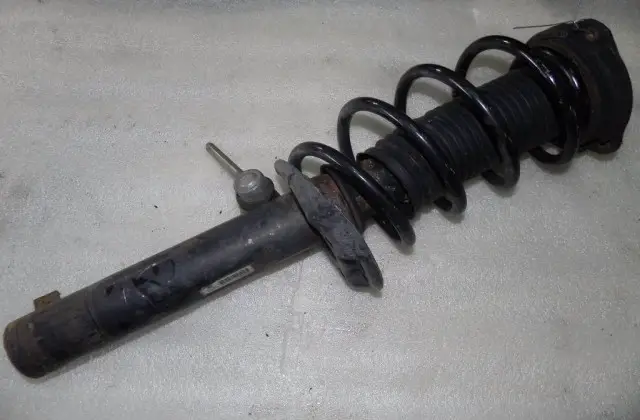  1T0413031FL Federbein vorne rechts VW Golf V 2.0TDI JG2006