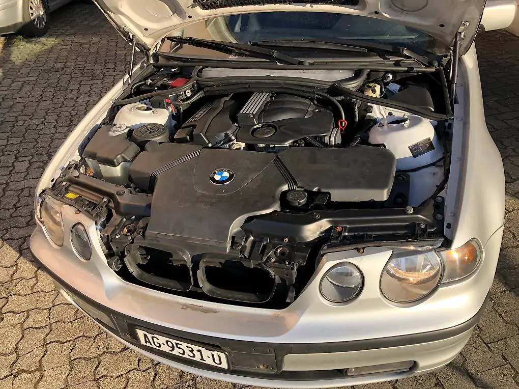 BMW 316 ti Compact. Teile teile