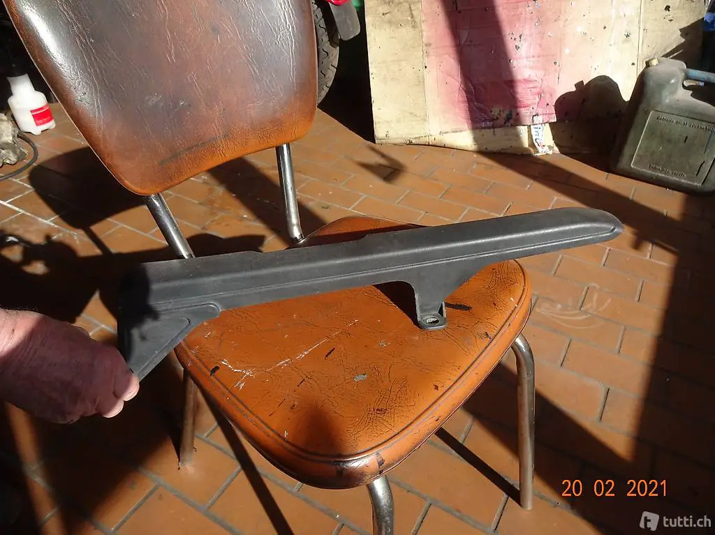 Triumph Sprint RS Kettenschutz