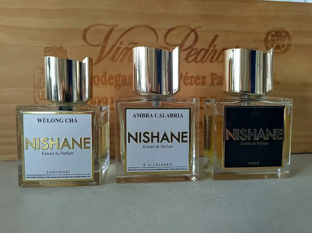 Nishane Wulong Cha / Ani / Ambra Calabria Sample 2/5/10ml