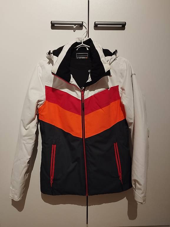 Skijacke - kaum gebraucht, guter Zustand