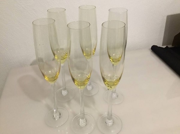 Champagnergläser sechs Stück