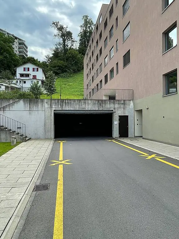 Tiefgaragenparkplatz zu vermieten