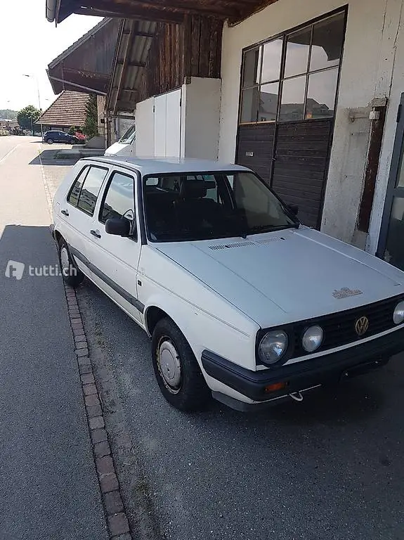 VW Golf 2 Stahlfelgen mit Winterpneu