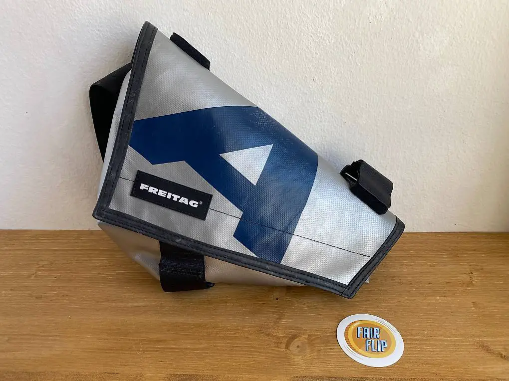 FREITAG Knight Rider F31 Tasche silber/blau