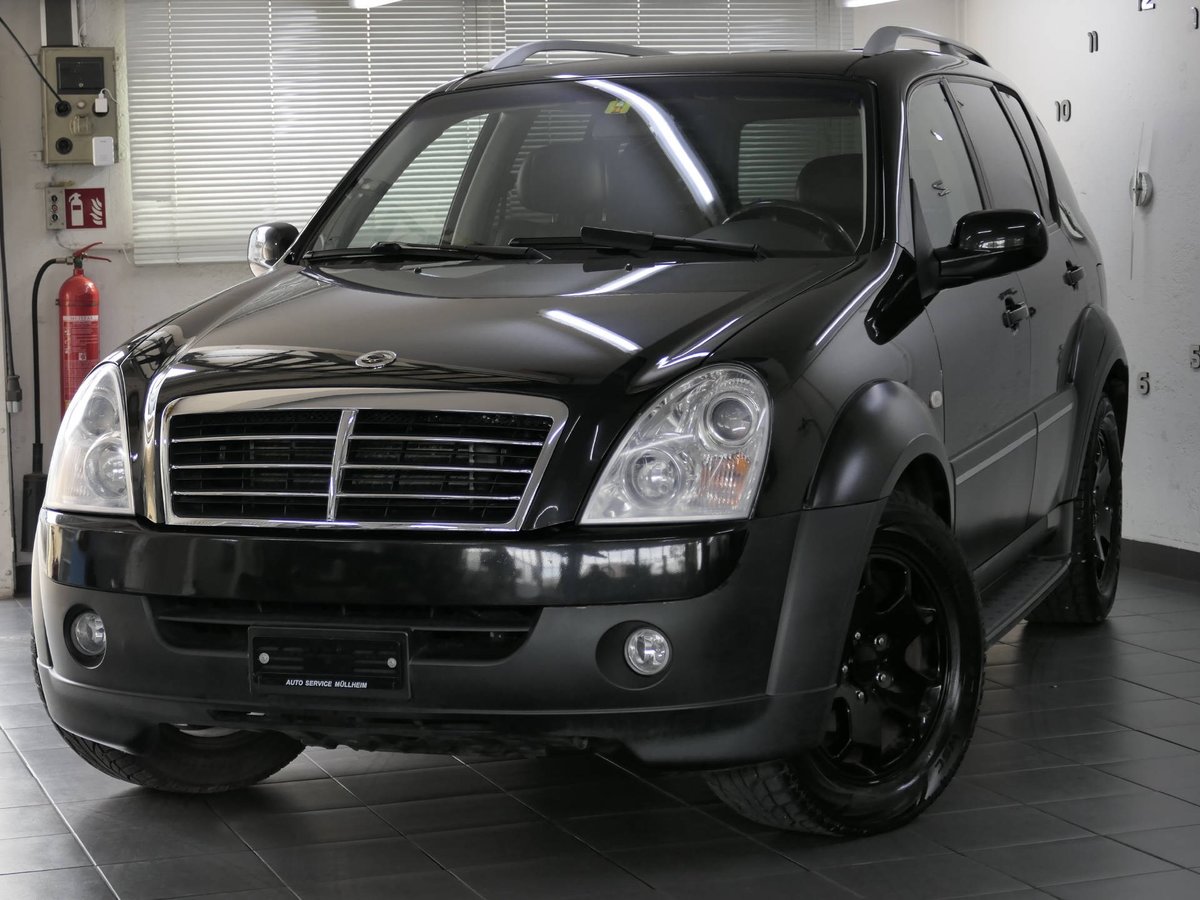 ssang yong rexton 4wd rx 270 xdi deluxe 4x4 | black | 3.5t ahk & haken