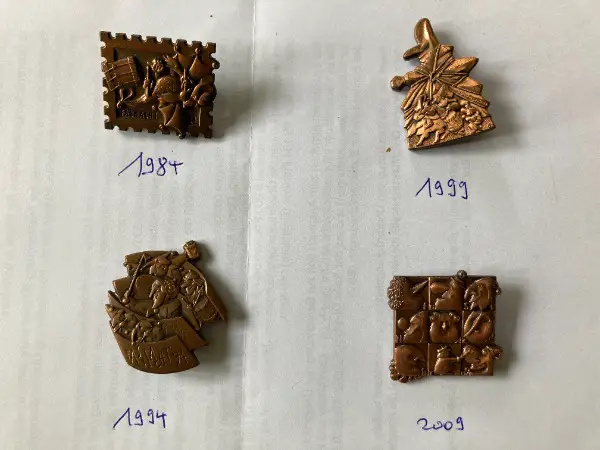 Bronzene Fasnachts Plakette; 1984 /1994 / 1999 / 2009 / 2012