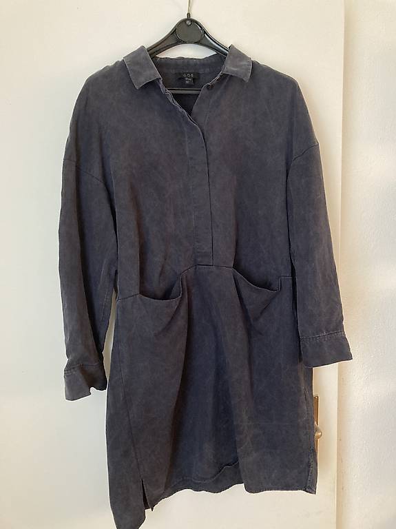 Kleid von COS