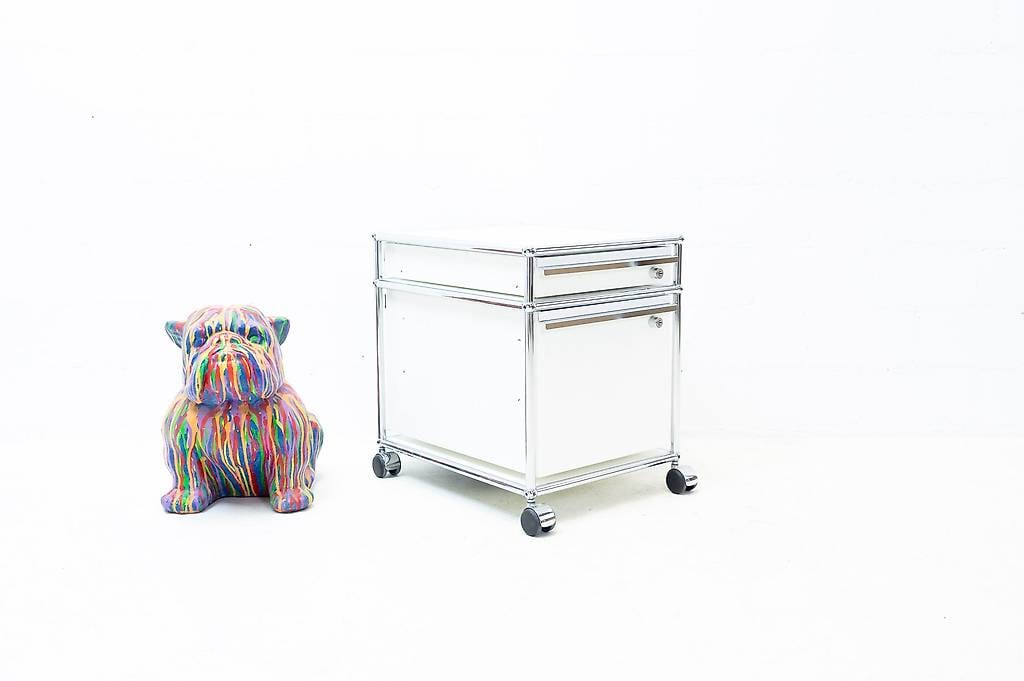 USM Haller Korpus Reinweiss Nr. 3 - Lieferung möglich