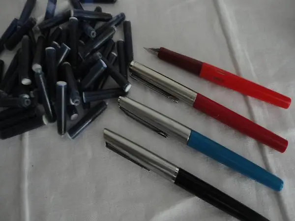  Füllfederhalter, alte , diverse und Patronen