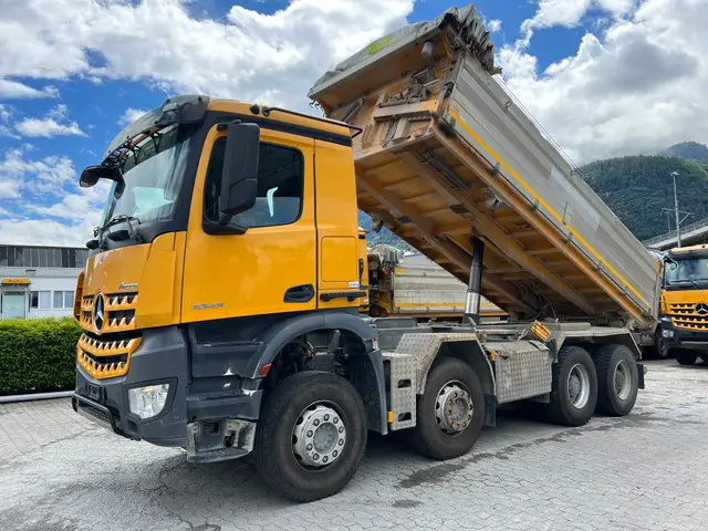 MERCEDES-BENZ, Arocs 3243 8x4, E6, 3-Seitenkipper, 3-Seitenkipper