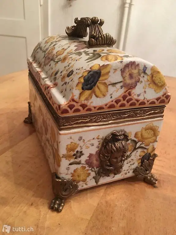  Deckeldose handbemalt später Jugendstil