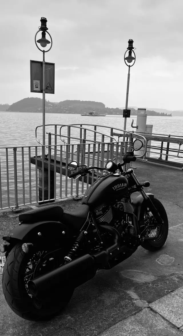 INDIAN Chief Dark Horse