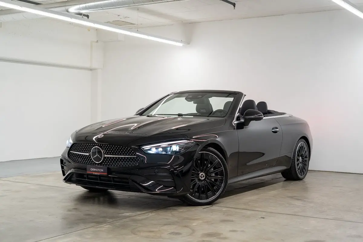 MERCEDES-BENZ CLE 200 AMG Line Cabriolet / Digital Light / Ambiente / Rück