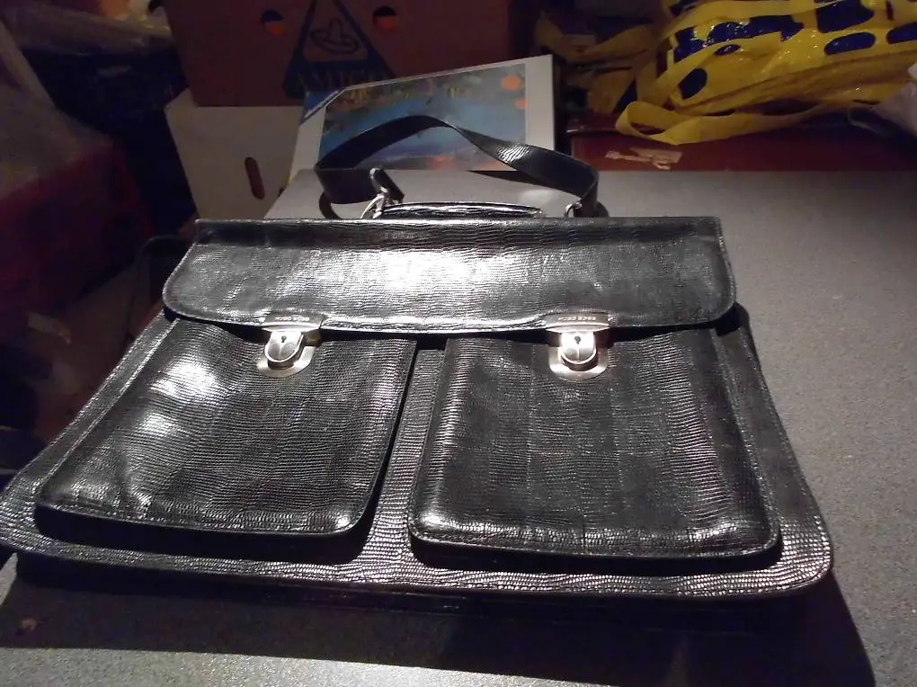 Aktentasche / Umhängetasche schwarz