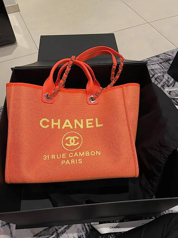 Chanel Deauville Maxi