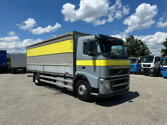 VOLVO, FH 440 4x2, Brücke-Verdeck