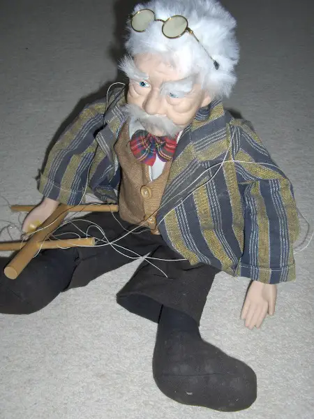 Neuwertige, liebevolle Porzellan-Marionnetten (Oma & Opa)