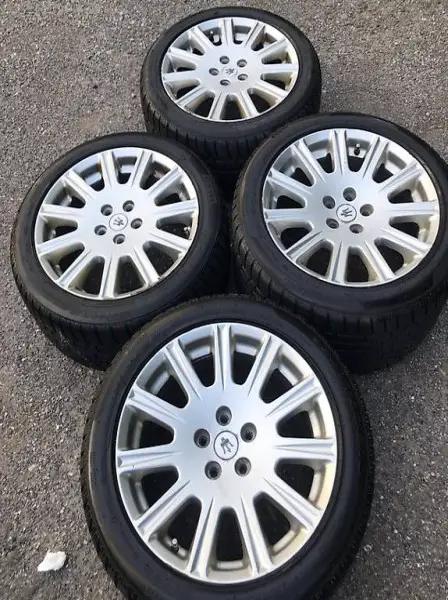 18 Zoll Maserati winter Räder 5x114.3 Lochkreis