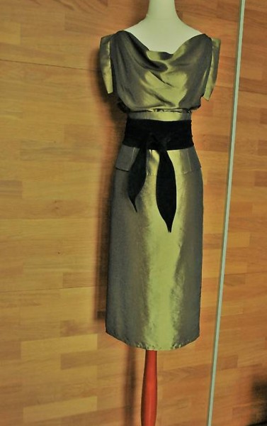 NEUUnikat Abendkleid Outfit Kleid grün Grösse XS/S