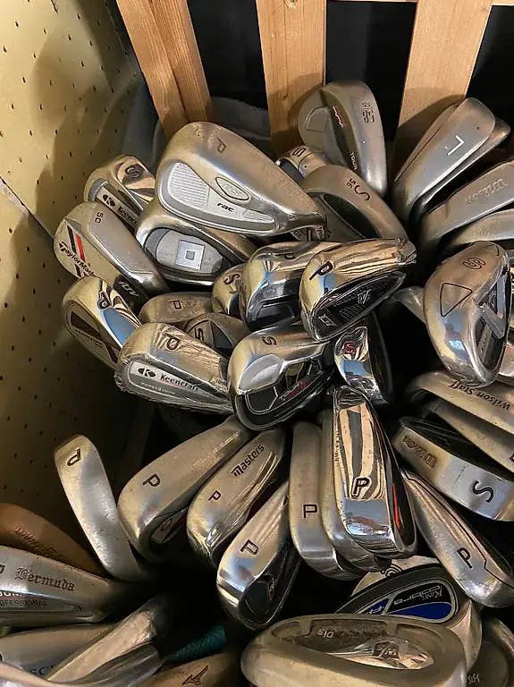 Golfschläger / Wedges / Eisen / Hybrid / Driver / Putter