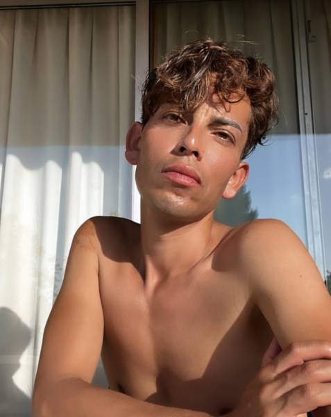 Masseur dédié aux hommes