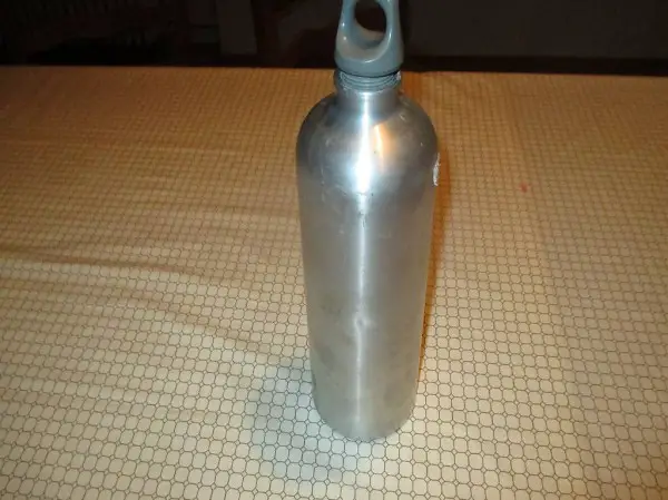 1 x Trinkflasche aus Aluminium