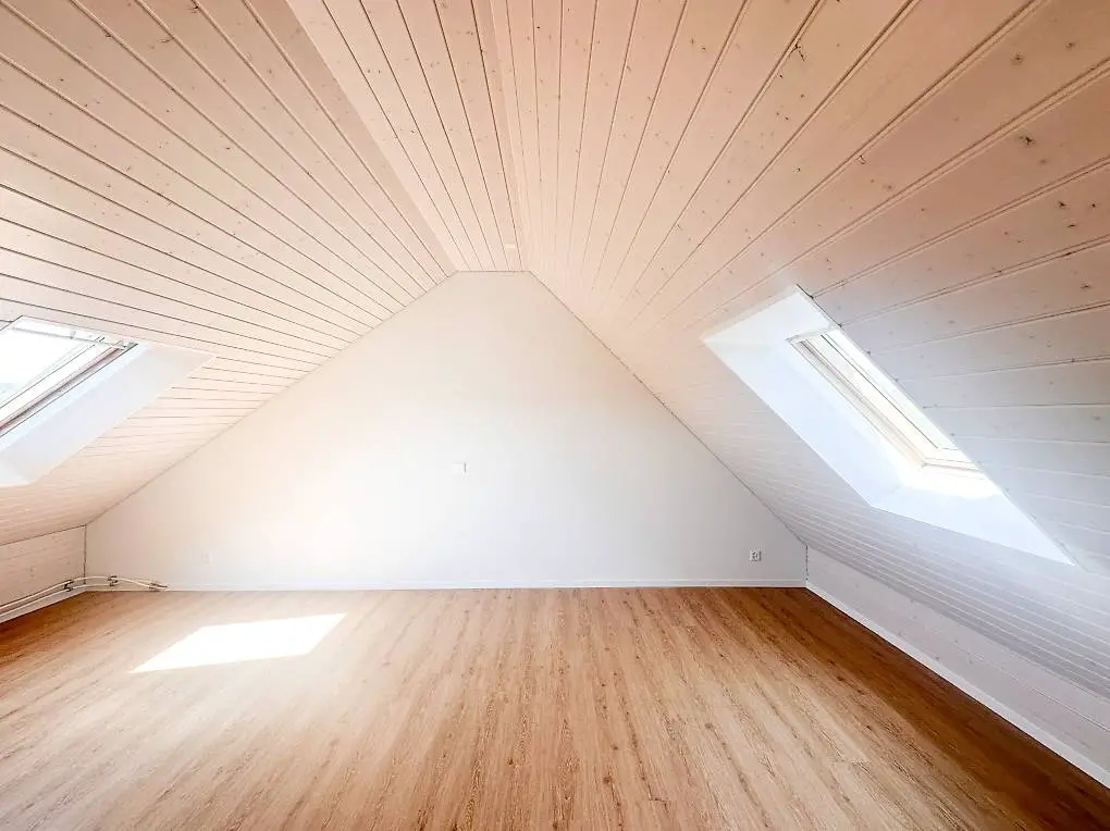 Grosse 3-Zimmer-Wohnung mit Loggia und Gemeinschaftsgarten