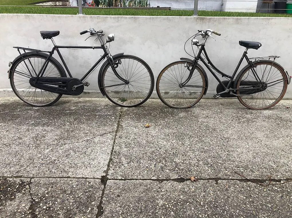 Vélos Vintage - 2 Raleighs Homme + Dame