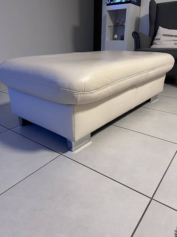 Hocker in Leder Beige