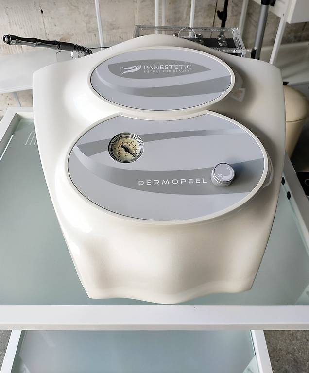 Microdermabrasion mit Panestetics