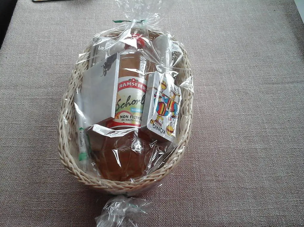 Jasskörbli, Würfel Teller Yatzi, Bridge Karten, Solo Halma, Eil