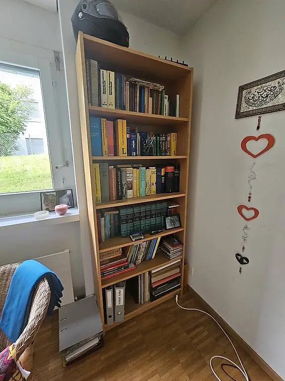 Bücher aus Haushaltsauflösung abzugeben