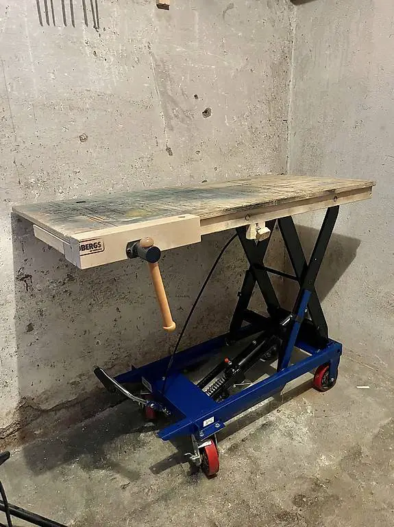 Hubwagen, Werkbank, Schraubstock