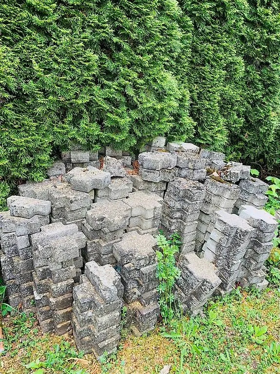 Verbundsteine, Pflastersteine abzugeben