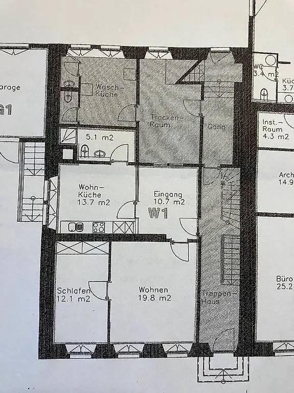 Grosse und ruhige 2 1/2 Zi Whg