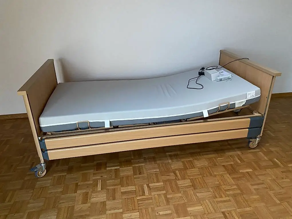 Pflegebett DALI (Embru)