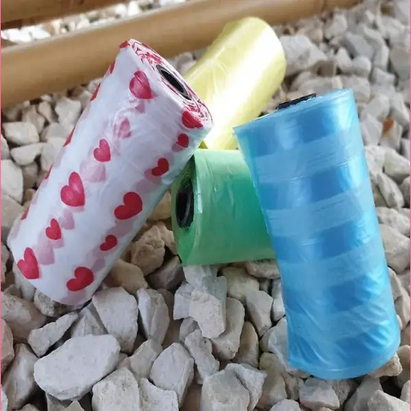  Kotbeutel bunt / 4 Rollen à 20 Beutel