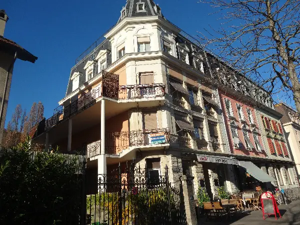 Grosse Luxus Maisonette Wohnung zu vermieten