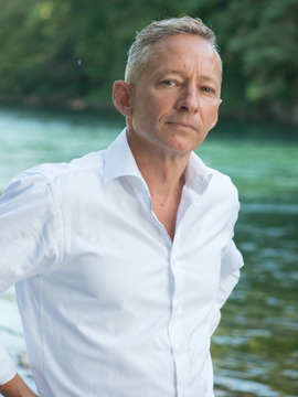 Suche Tanzpartnerin für spezielle Anlässe, wie Polyball, oder Ausgang