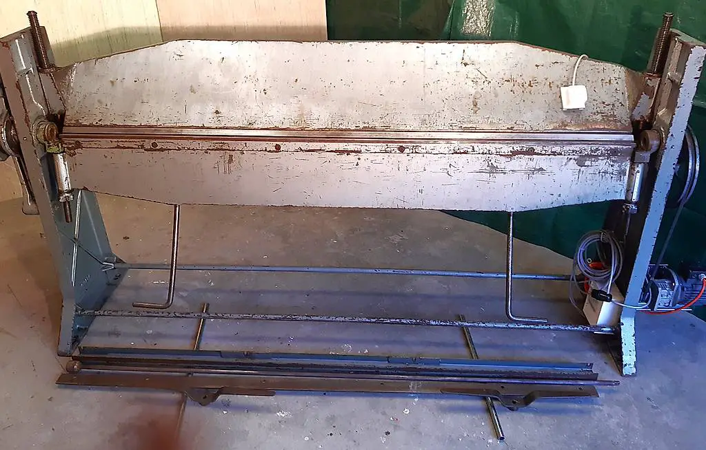 Abkantbank 204 cm RAS, mit Motor