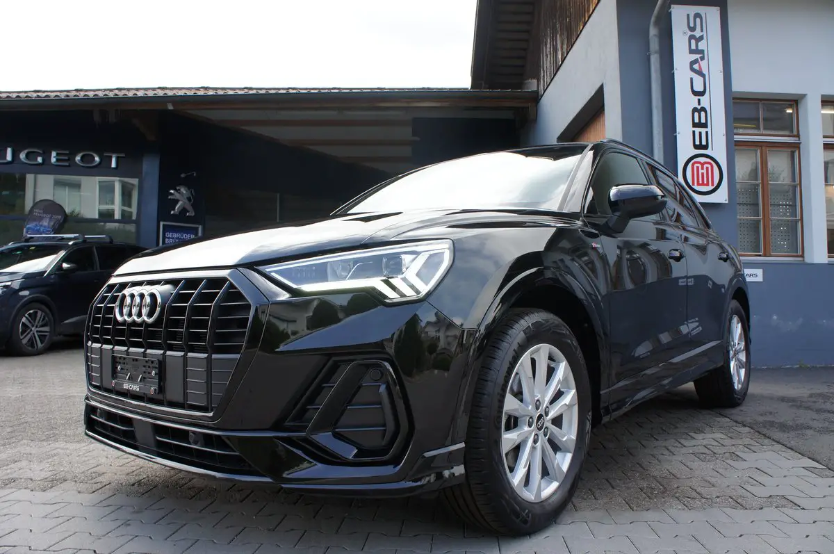 audi q3 35 tfsi s line s-tronic