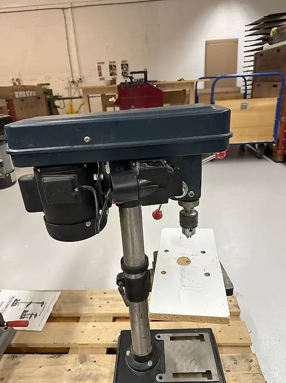 Standbohrmaschine Einhell SB 701? 550W, 16mm, guter Zustand