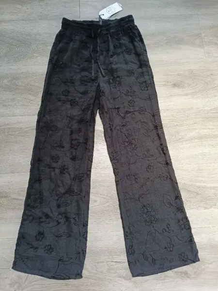 Spezielle, leichte Sommerhose NEU S/M