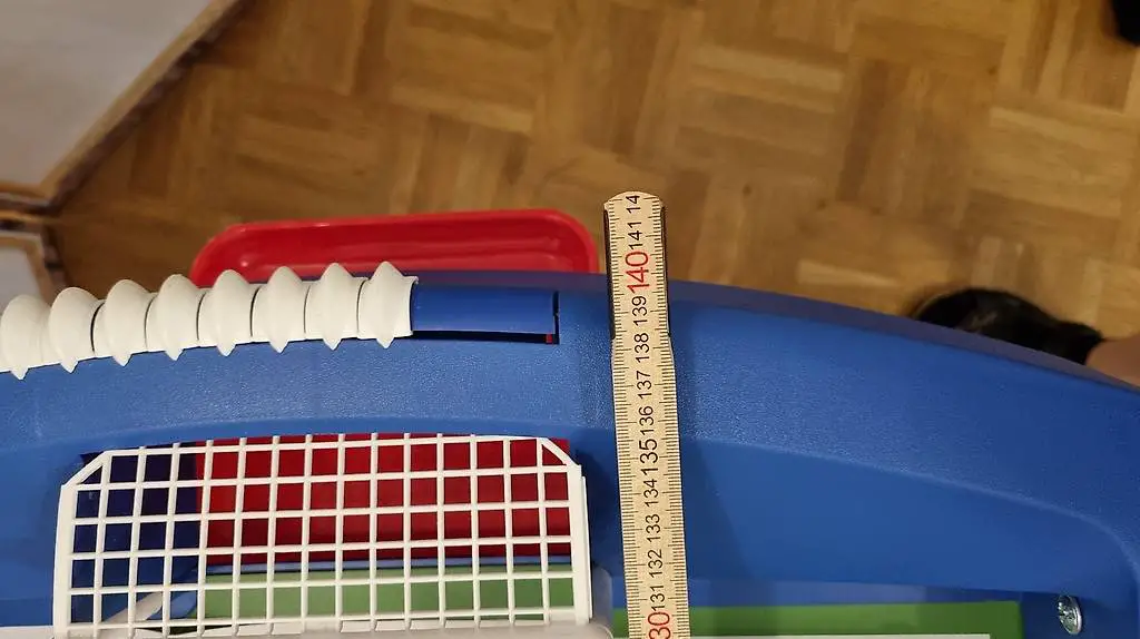 Tischbussball / Tischkicker