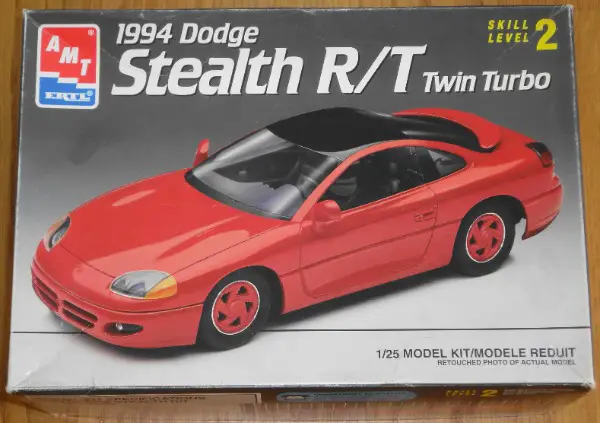 AMT 1994 Dodge Stealth Twin Turbo 1:25