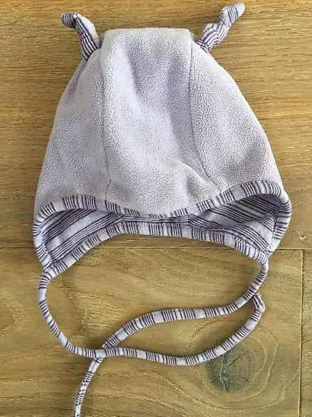 Herzige Sterntaler Babymütze - violett - grösse 43 (5-6M)