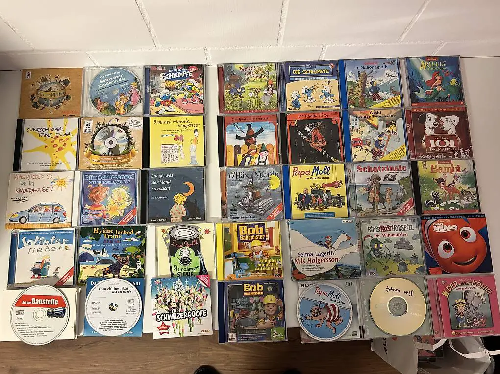 37 CDs Papa Moll, Hotzenplotz, Bob, schlümpfe, Globi, Disney